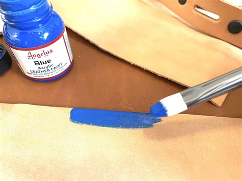 What Paint to Use on Leather: Exploring the Art of Leather Painting and Beyond